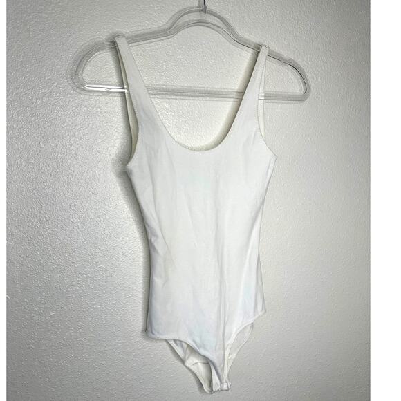 Wilfred Free White U-Neck Bodysuit XS Aritzia Minimalist Thin Stretch - Picture 2 of 12
